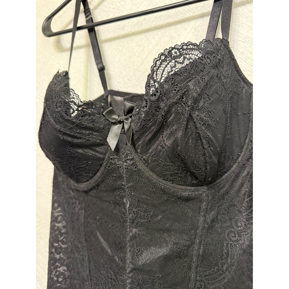 Torrid Size 1 Black Lace Corset Style Bra Spaghetti Strap Lingerie Top - Picture 3 of 6